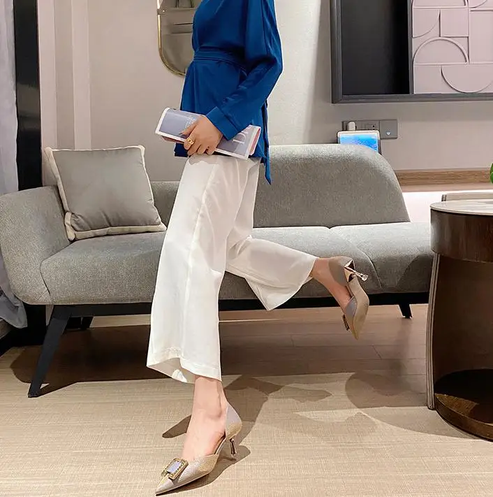 Gradient Blue Pointed Toe Luxury Crystal Square Buckle High Heels Summer Ladies Wedding Bridesmaid Stiletto Pumps Shoes
Gradient Blue Pointed Toe Luxury Crystal Square Buckle High Heels Summer Ladies Wedding Bridesmaid Stiletto Pumps Shoes