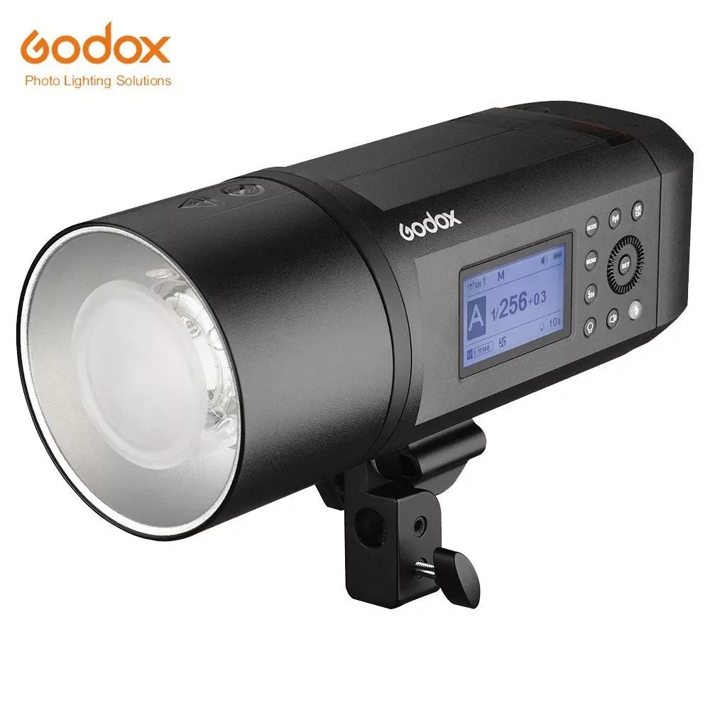 GODOX AD600 Pro 600W 2.4G TTL flash light battery operated for outdoor shooting photography
GODOX AD600 Pro 600W 2.4G TTL flash light battery operated for outdoor shooting photography