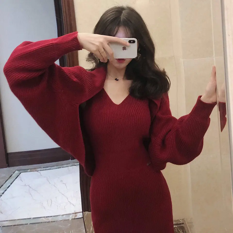 2021 Women Autumn Winter Vintage Slim 2 Pcs Set Lady Sexy Knitted Sweater + Slip Dress Suit Female Solid Casual Elegant Sets
2021 Women Autumn Winter Vintage Slim 2 Pcs Set Lady Sexy Knitted Sweater + Slip Dress Suit Female Solid Casual Elegant Sets