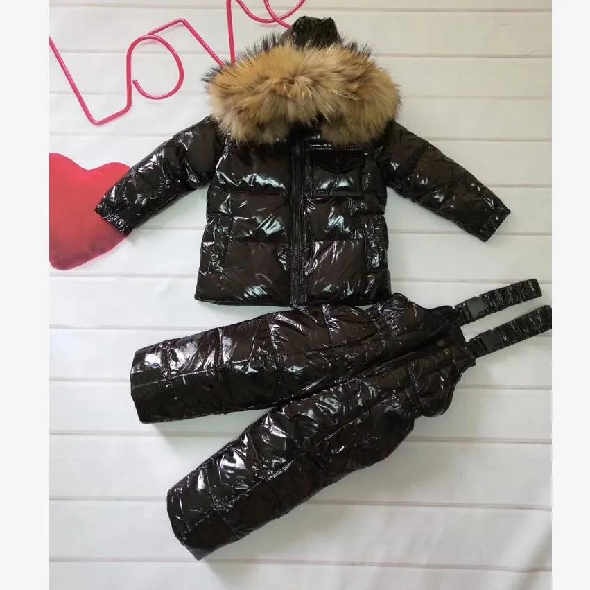Winter New Glossy Thicker Warm Outerwear Snow Wear Coat Real Fur Collar Parka Modis Kids Down Jacket For Cold Weather Y1957
Winter New Glossy Thicker Warm Outerwear Snow Wear Coat Real Fur Collar Parka Modis Kids Down Jacket For Cold Weather Y1957