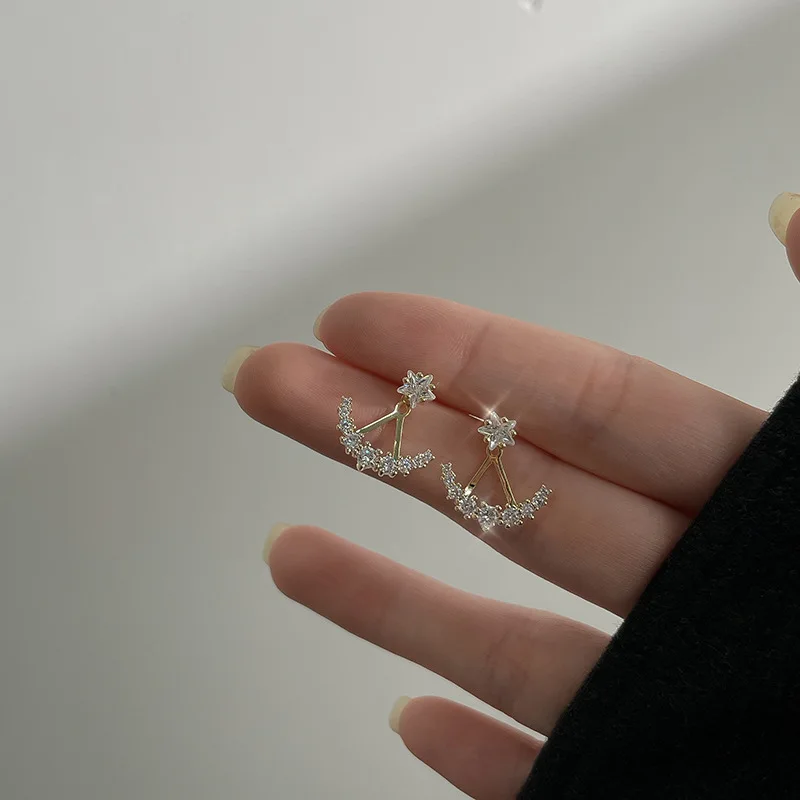 Fine Jewelry Brilliant Cut CZ Stud Earrings for Women Men Ear Piercing Diamond Earrings Cubic Zirconia Inlaid Pendientes Mujer
Fine Jewelry Brilliant Cut CZ Stud Earrings for Women Men Ear Piercing Diamond Earrings Cubic Zirconia Inlaid Pendientes Mujer