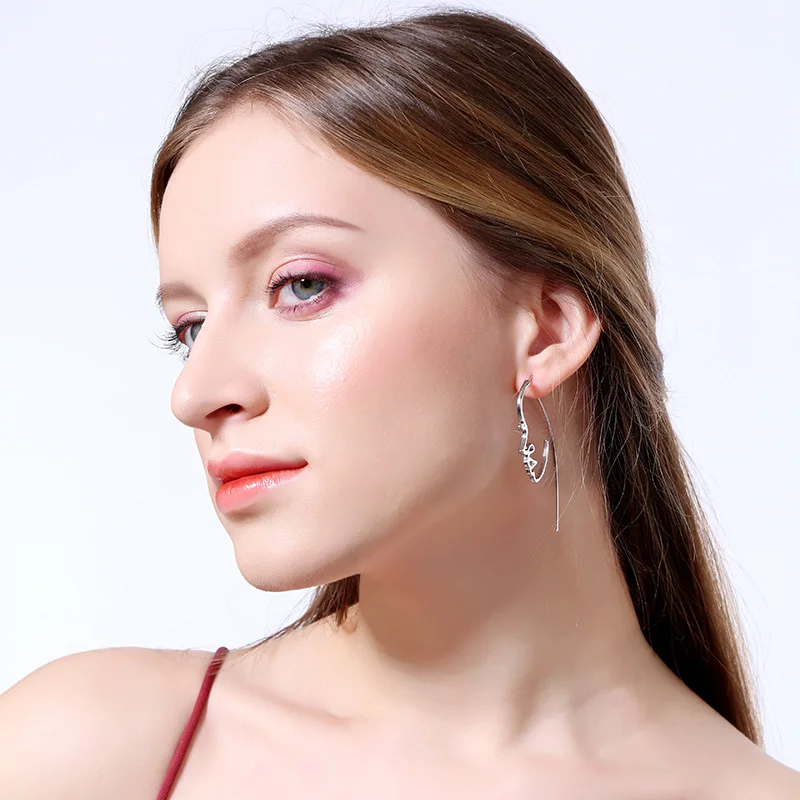 2020 длинные серьги женские серьги Модные ювелирные изделия 
2020 длинные серьги женские серьги Модные ювелирные изделия