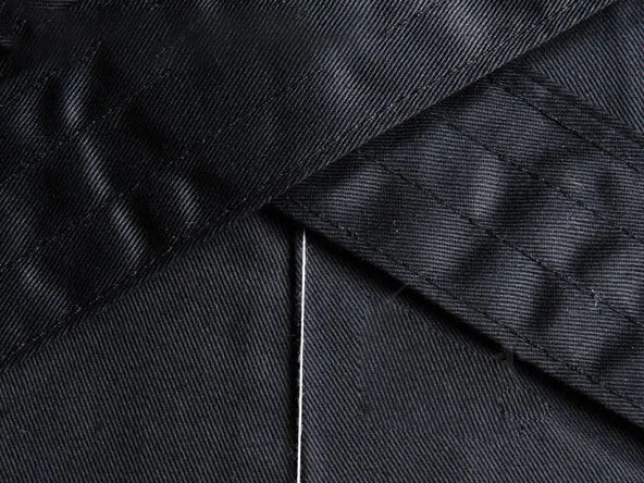 Hakama Martial Arts Apanese Kendo Laido Aikido Hapkido Hakama Martial Arts Uniform Kendogi+Hakama+underwear+belt) black And Blue 
Hakama Martial Arts Apanese Kendo Laido Aikido Hapkido Hakama Martial Arts Uniform Kendogi+Hakama+underwear+belt) black And Blue
