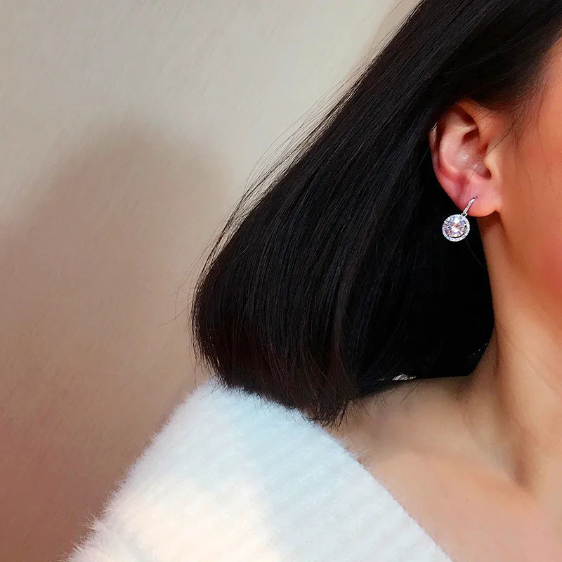 Luxury Female Crystal Zircon Stone Stud Earrings Silver Color Small Round Earrings For Women Vintage Wedding Jewelry
Luxury Female Crystal Zircon Stone Stud Earrings Silver Color Small Round Earrings For Women Vintage Wedding Jewelry