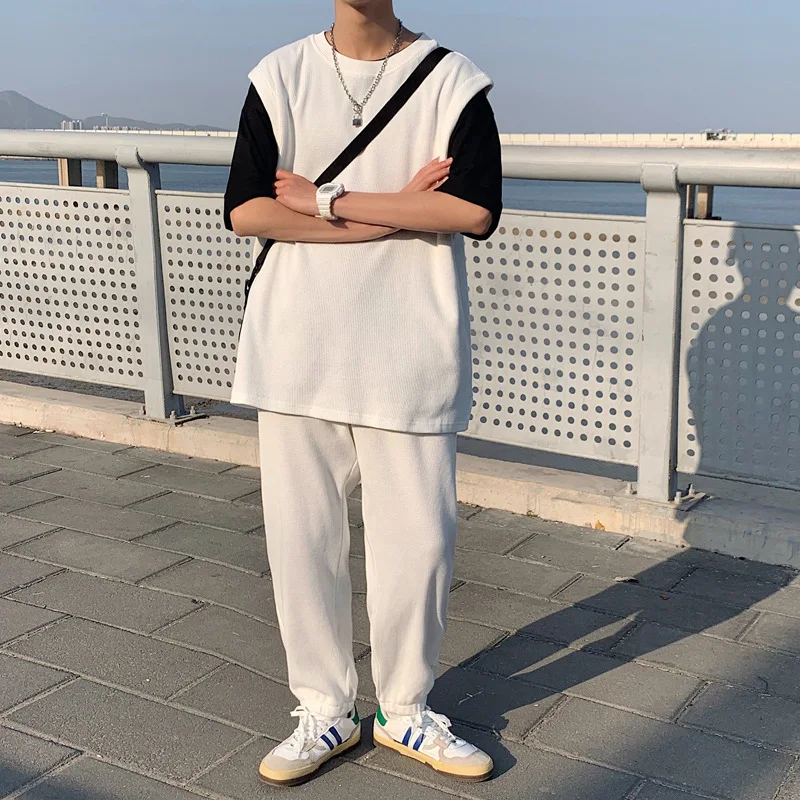 Suit Men's 2021 New College Style Spring and Autumn Vest Waistcoat Knitted Jacket Casual Trousers Two-piece Suit Mens Clothing
Suit Men's 2021 New College Style Spring and Autumn Vest Waistcoat Knitted Jacket Casual Trousers Two-piece Suit Mens Clothing
