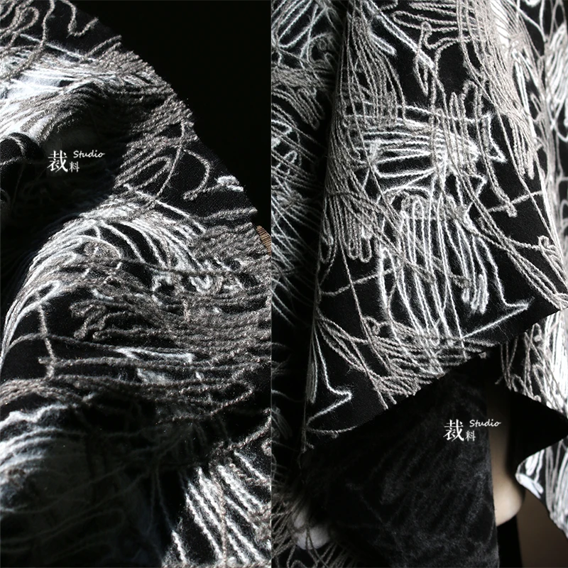 Thread carving heavyweight texture, woolen yarn thick fabrics, reconstruction of clothing fabrics designer fabric for patchwork
Thread carving heavyweight texture, woolen yarn thick fabrics, reconstruction of clothing fabrics designer fabric for patchwork