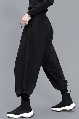 Dark Department loose crotch pants leg splice harem pants lady hip-hop crotch pants
Dark Department loose crotch pants leg splice harem pants lady hip-hop crotch pants