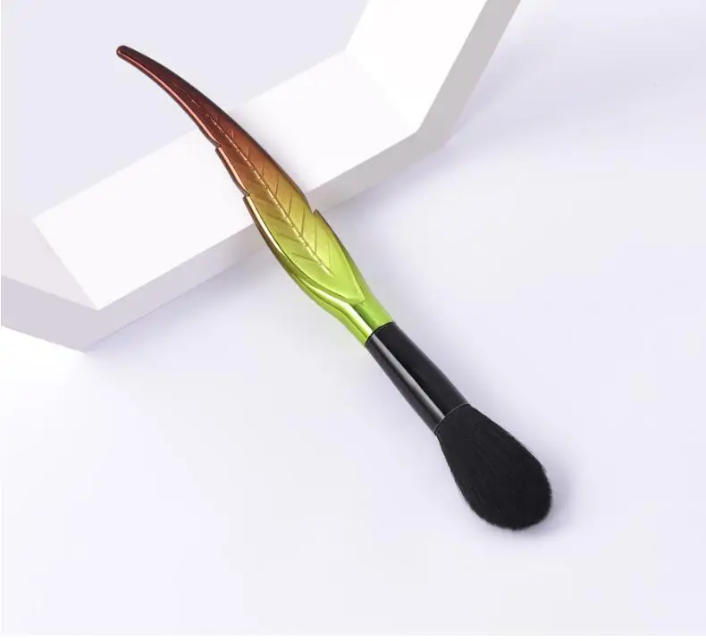 Отдельные Кисточки для макияжа пламени хайлайтер лист кисти Красота Кисть для макияжа
Отдельные Кисточки для макияжа пламени хайлайтер лист кисти Красота Кисть для макияжа