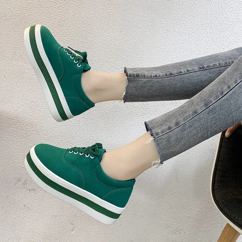 Womens canvas shoes 2021 Autumn New Sneakers Womens Thick bottom casual shoes Woman Comfort Sneakers fashion School Shoes
Womens canvas shoes 2021 Autumn New Sneakers Womens Thick bottom casual shoes Woman Comfort Sneakers fashion School Shoes