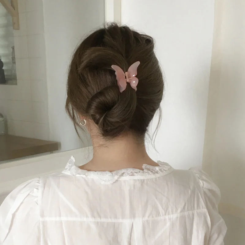 1PC Translucent Claw Clip Plastic Butterfly Mini Hair Grip Hairpin Accessories Hair Jewelry Women Girls
1PC Translucent Claw Clip Plastic Butterfly Mini Hair Grip Hairpin Accessories Hair Jewelry Women Girls