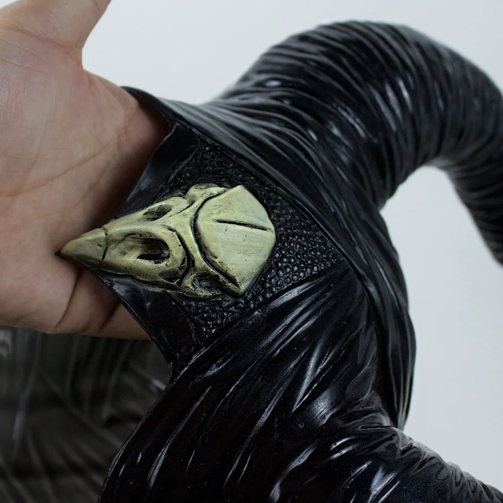 Halloween Cosplay Maleficent: Mistress of Evil Witch Horns Headwear Mask Headgear Helmet Party Black Queen Headpiece Fancy Dress
Halloween Cosplay Maleficent: Mistress of Evil Witch Horns Headwear Mask Headgear Helmet Party Black Queen Headpiece Fancy Dress