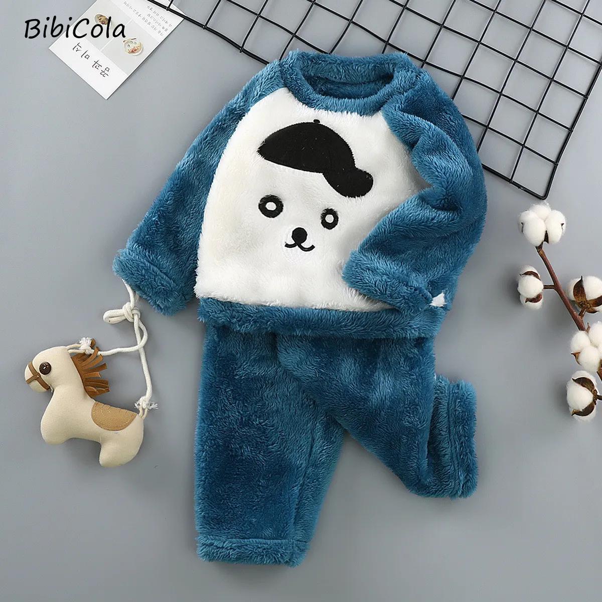 2021 Winter Kids Pajamas Sets Warm Pyjamas Boys Girls Cartoons Sleepwear Flannel Fleece Baby Toddler Child Home Clothes Suit
2021 Winter Kids Pajamas Sets Warm Pyjamas Boys Girls Cartoons Sleepwear Flannel Fleece Baby Toddler Child Home Clothes Suit