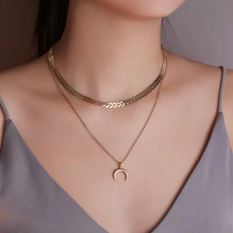European and American new trend personality two layer Moon Necklace Fashion Sexy double fishbone gold necklace chain jewelry
European and American new trend personality two layer Moon Necklace Fashion Sexy double fishbone gold necklace chain jewelry