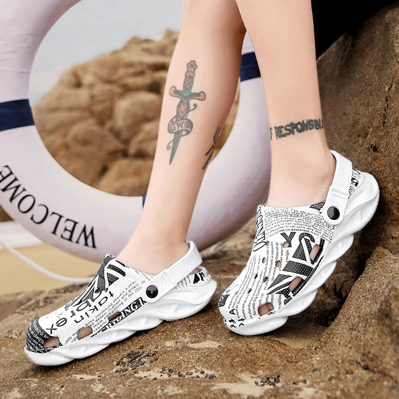 Summer Mens Sandals Fashion Flip Flops Slippers Men Outdoor Beach Casual Sandals for Men Garden Clog Sandals Anti-Slip Shoes
Summer Mens Sandals Fashion Flip Flops Slippers Men Outdoor Beach Casual Sandals for Men Garden Clog Sandals Anti-Slip Shoes