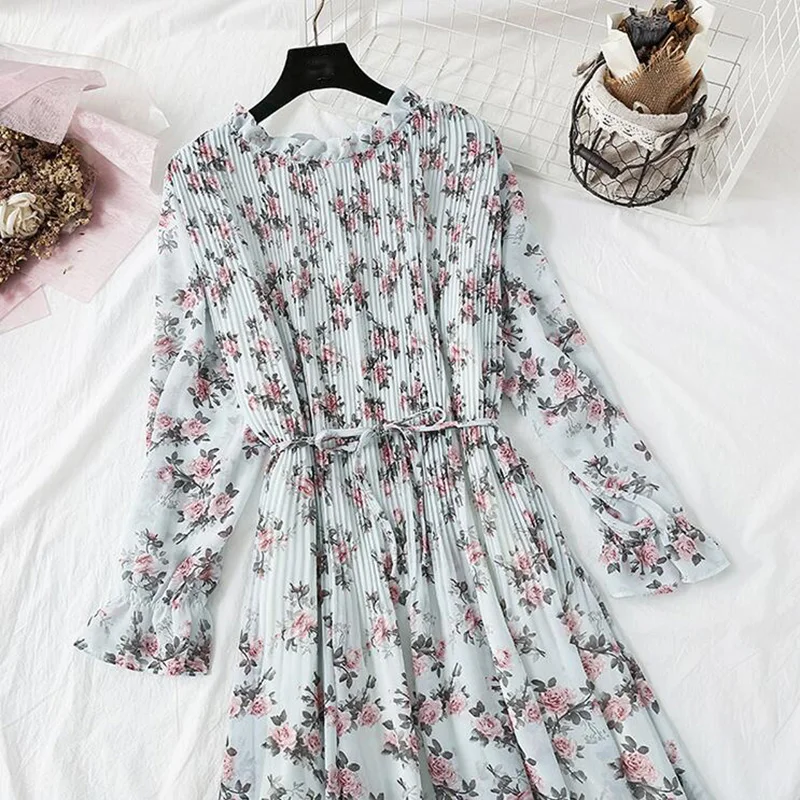 Women Long Dress 2020 Spring Autumn Vintage Floral Print Pleated Chiffon Dress Long sleeve Loose Plus Size Dresses Vestidos
Women Long Dress 2020 Spring Autumn Vintage Floral Print Pleated Chiffon Dress Long sleeve Loose Plus Size Dresses Vestidos