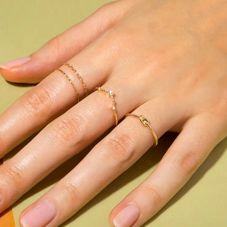 100% 925 Sterling Silver Thin Cross Chain Minimal Delicate Gold Plated Women Girl Simple Finger Ring
100% 925 Sterling Silver Thin Cross Chain Minimal Delicate Gold Plated Women Girl Simple Finger Ring