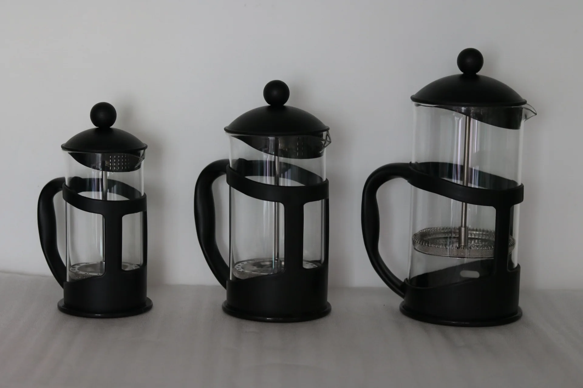 American filter coffee pot French press pot heat-resistant glass tea maker filter cup
American filter coffee pot French press pot heat-resistant glass tea maker filter cup