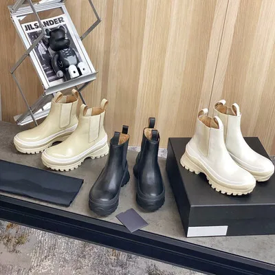 Thick-soled Platform Woman Short Chelsea Boots Fashion Designer Brand Luxury Hieght Increase Apricot Beige Martin Boots 2021
Thick-soled Platform Woman Short Chelsea Boots Fashion Designer Brand Luxury Hieght Increase Apricot Beige Martin Boots 2021