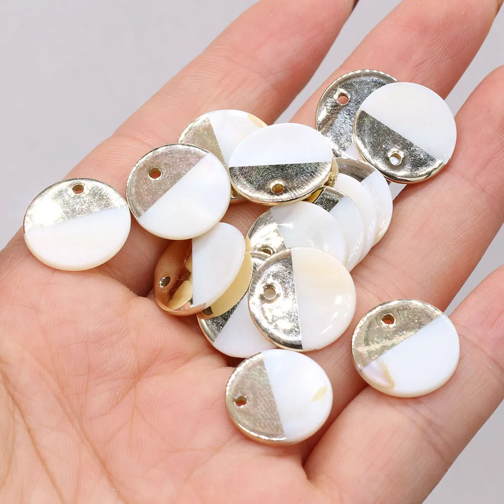 Natural Freshwater White Shell Pendant Loose Bead Handmade Crafts DIY Necklace Bracelet Earrings Jewelry Accessories Gift Making 
Natural Freshwater White Shell Pendant Loose Bead Handmade Crafts DIY Necklace Bracelet Earrings Jewelry Accessories Gift Making
