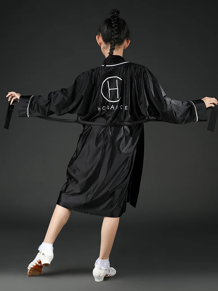 Latin dance clothes match robes girls children's new Latin jersey coats high-end performance costumes H05
Latin dance clothes match robes girls children's new Latin jersey coats high-end performance costumes H05