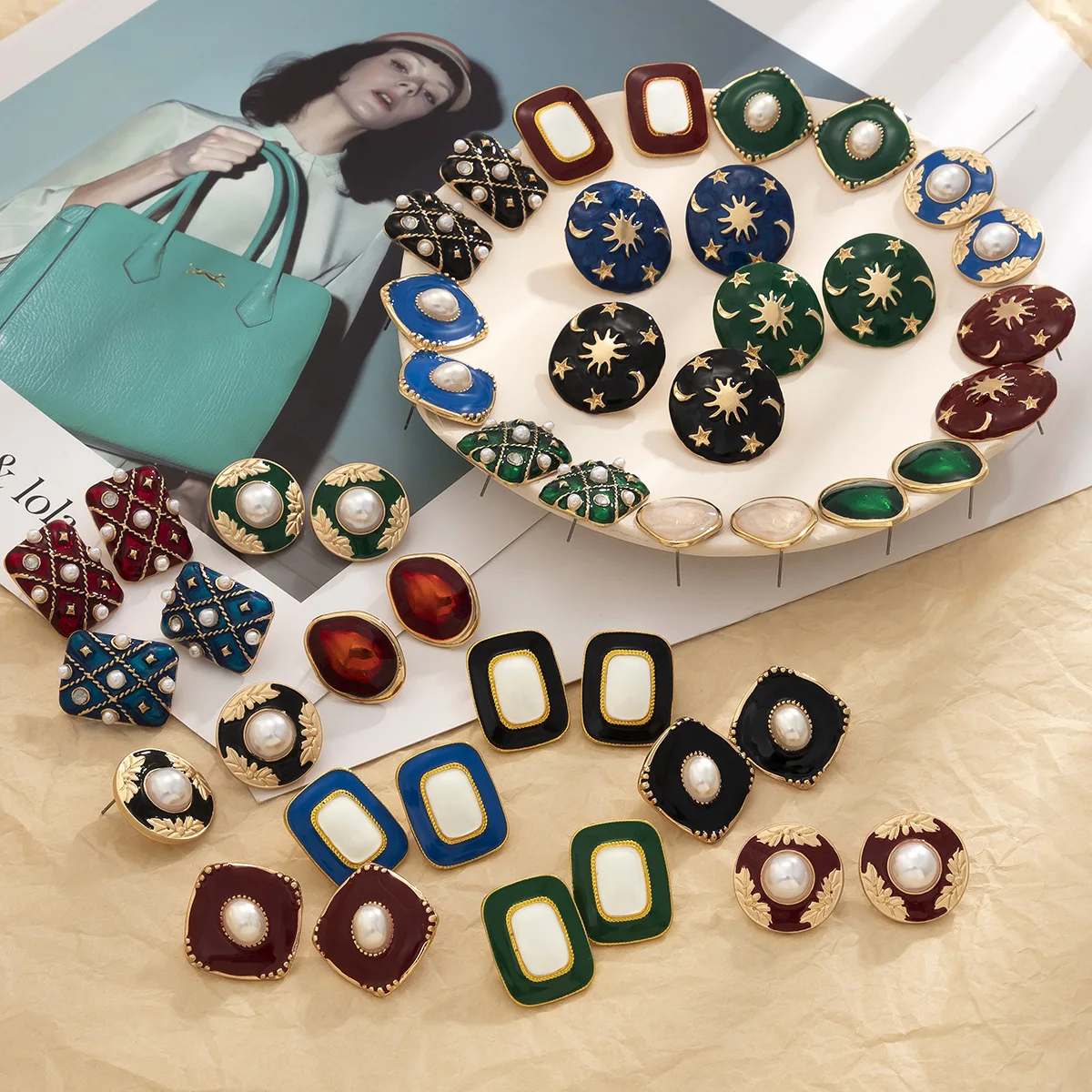 

Vintage Fashion Stud Earrings Antique For Women 2022 Statement Ethnic Gold Pearl Bijoux Et Accessoires Boucle D’Oreille Femme