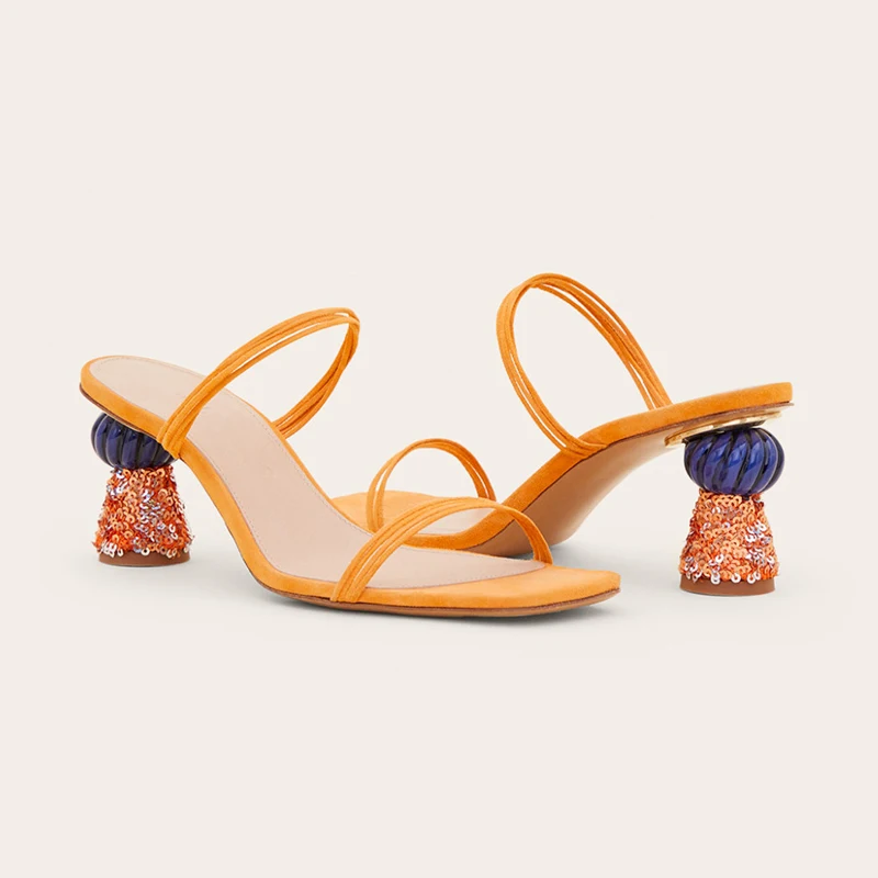 2022 New Sexy Sequins Strange Heel Women Slippers Straps Square Toe High Heels Ladies Sandals Summer Slipper Outside Slides
2022 New Sexy Sequins Strange Heel Women Slippers Straps Square Toe High Heels Ladies Sandals Summer Slipper Outside Slides