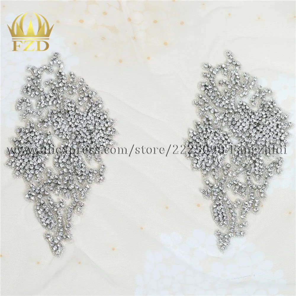 1 pair Heavy Rhinestones Sewing on Crystal Beaded Iron On Beaded Patch Rhinestone Trim for Wedding Bridal Dress Clothes
1 pair Heavy Rhinestones Sewing on Crystal Beaded Iron On Beaded Patch Rhinestone Trim for Wedding Bridal Dress Clothes