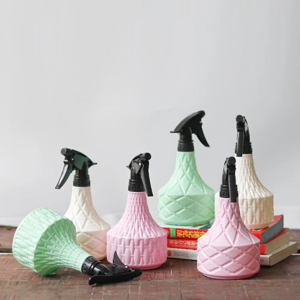 Watering Plants Pot Spray Bottle Garden Mister Sprayer Hairdressing Planting Teapot For Garden Flower Plants
Watering Plants Pot Spray Bottle Garden Mister Sprayer Hairdressing Planting Teapot For Garden Flower Plants