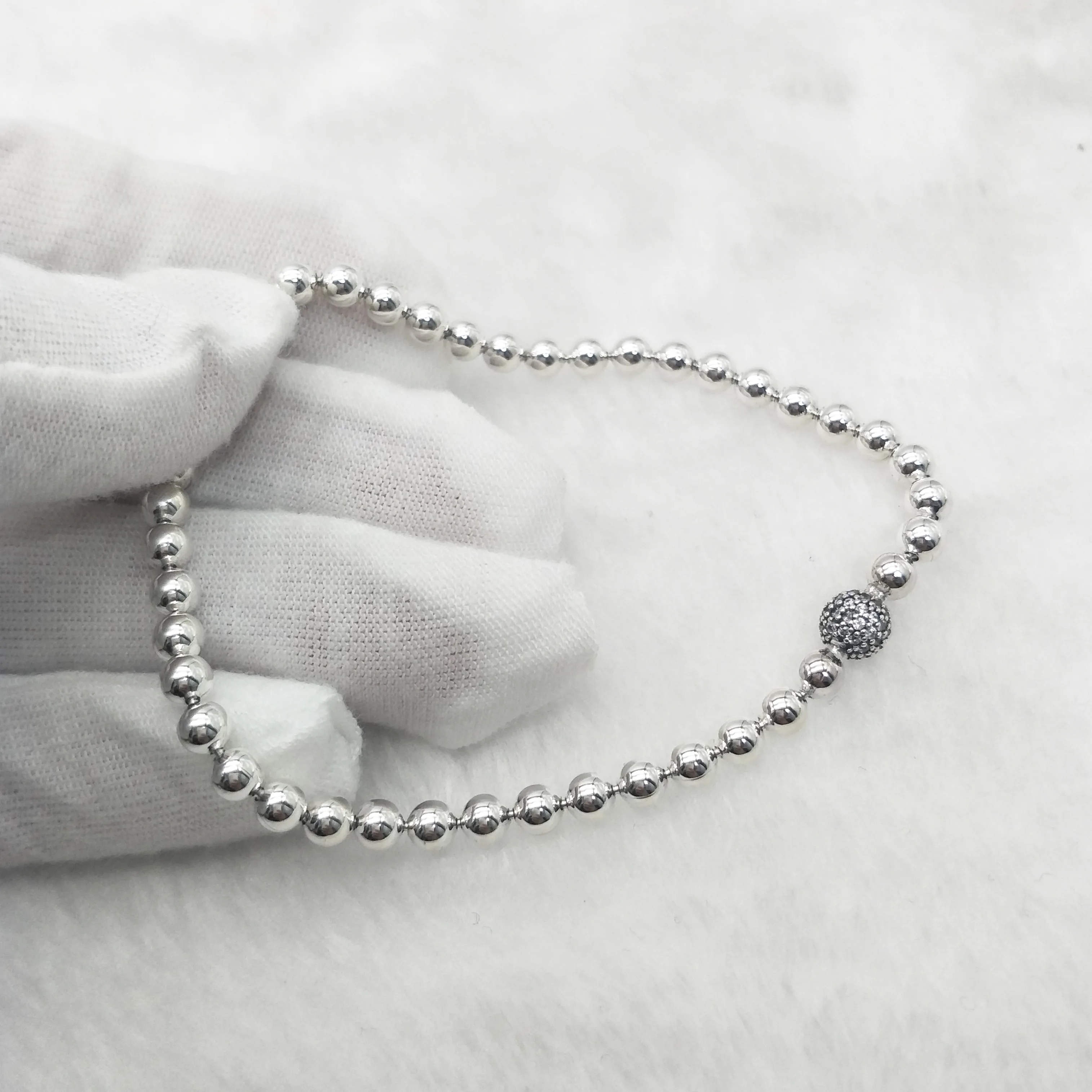 Модные ювелирные украшения, браслет с паве бусин
Модные ювелирные украшения, браслет с паве бусин