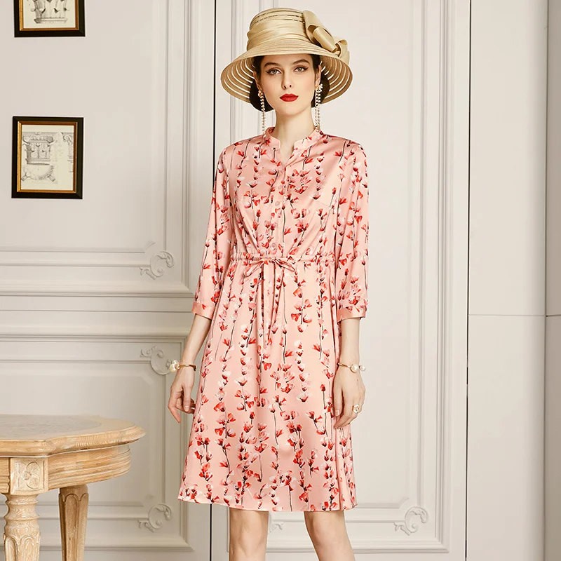 SHZQ Pink Silk Dress Women's Medium Length New Mulberry Silk Floral Skirt in Spring 2021
SHZQ Pink Silk Dress Women's Medium Length New Mulberry Silk Floral Skirt in Spring 2021