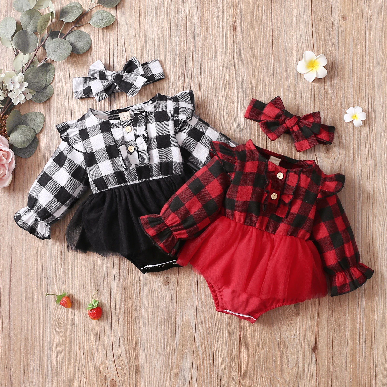 2021 Baby Girls Two-piece Clothes Set, Paid Printed Pattern Long Sleeve Romper and Headdress, Black White/ Black Red
2021 Baby Girls Two-piece Clothes Set, Paid Printed Pattern Long Sleeve Romper and Headdress, Black White/ Black Red