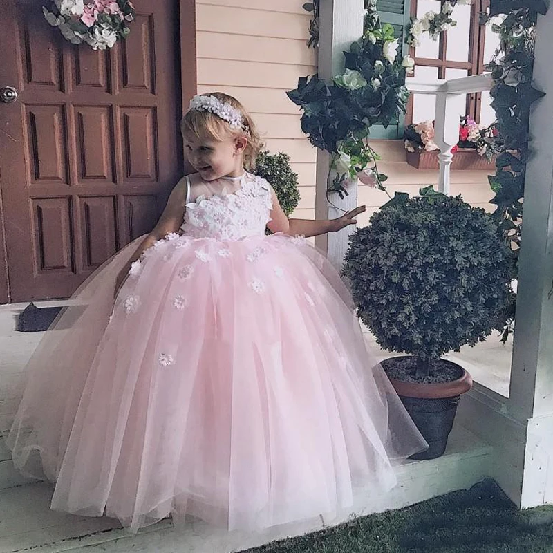 Latest Lovely Pink Ball Gown Girls Pageant Dresses Tulle Jewel Neck Florals Full Length Christmas Party Gowns Kids Formal Wear
Latest Lovely Pink Ball Gown Girls Pageant Dresses Tulle Jewel Neck Florals Full Length Christmas Party Gowns Kids Formal Wear