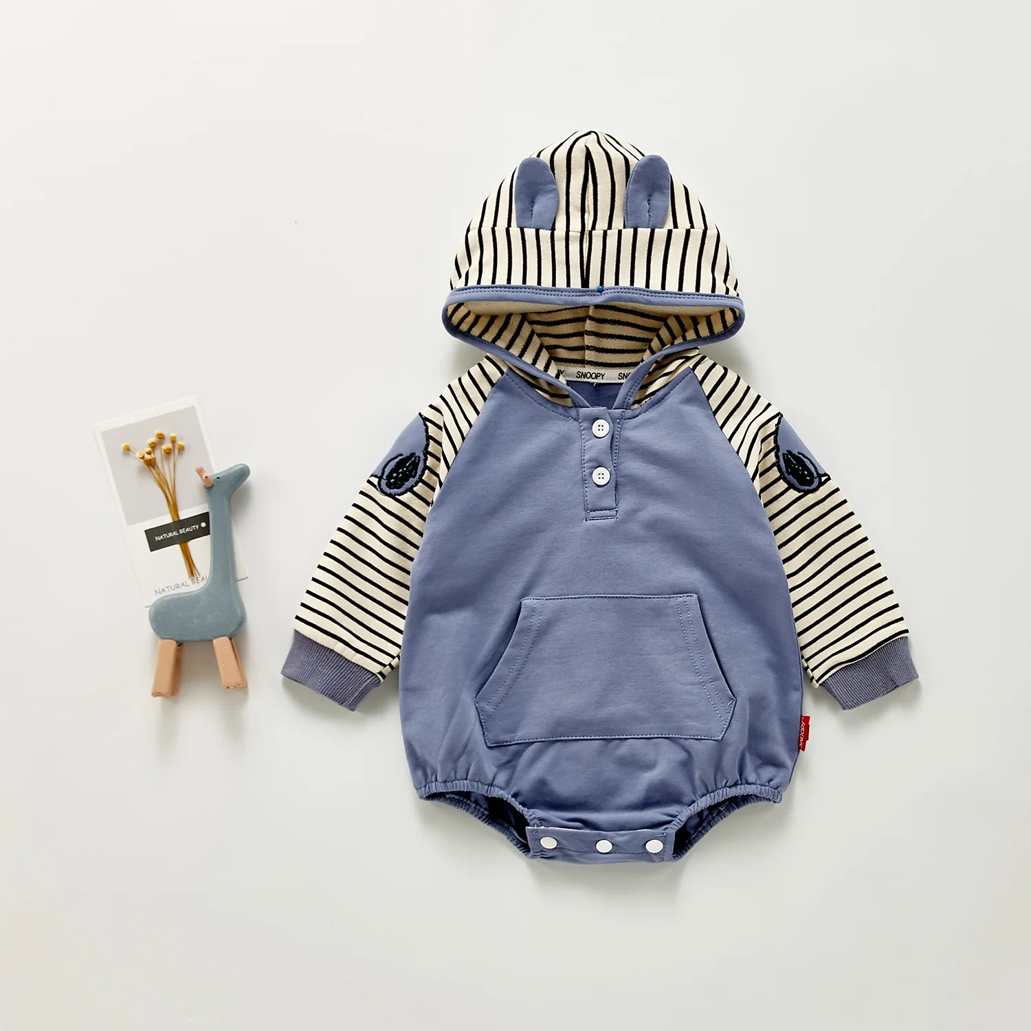 Baby romper romper autumn style children boy girl baby striped cute triangle jumpsuit with ear hat
Baby romper romper autumn style children boy girl baby striped cute triangle jumpsuit with ear hat