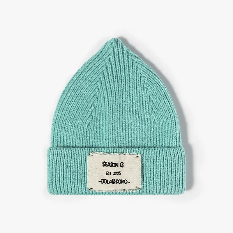 Korean Female Embroidered Hat Plush Winter Letter Fashion Hip Hop Beanie Knitted Hats Men Beautiful Warm Cap Gorros De Invierno
Korean Female Embroidered Hat Plush Winter Letter Fashion Hip Hop Beanie Knitted Hats Men Beautiful Warm Cap Gorros De Invierno