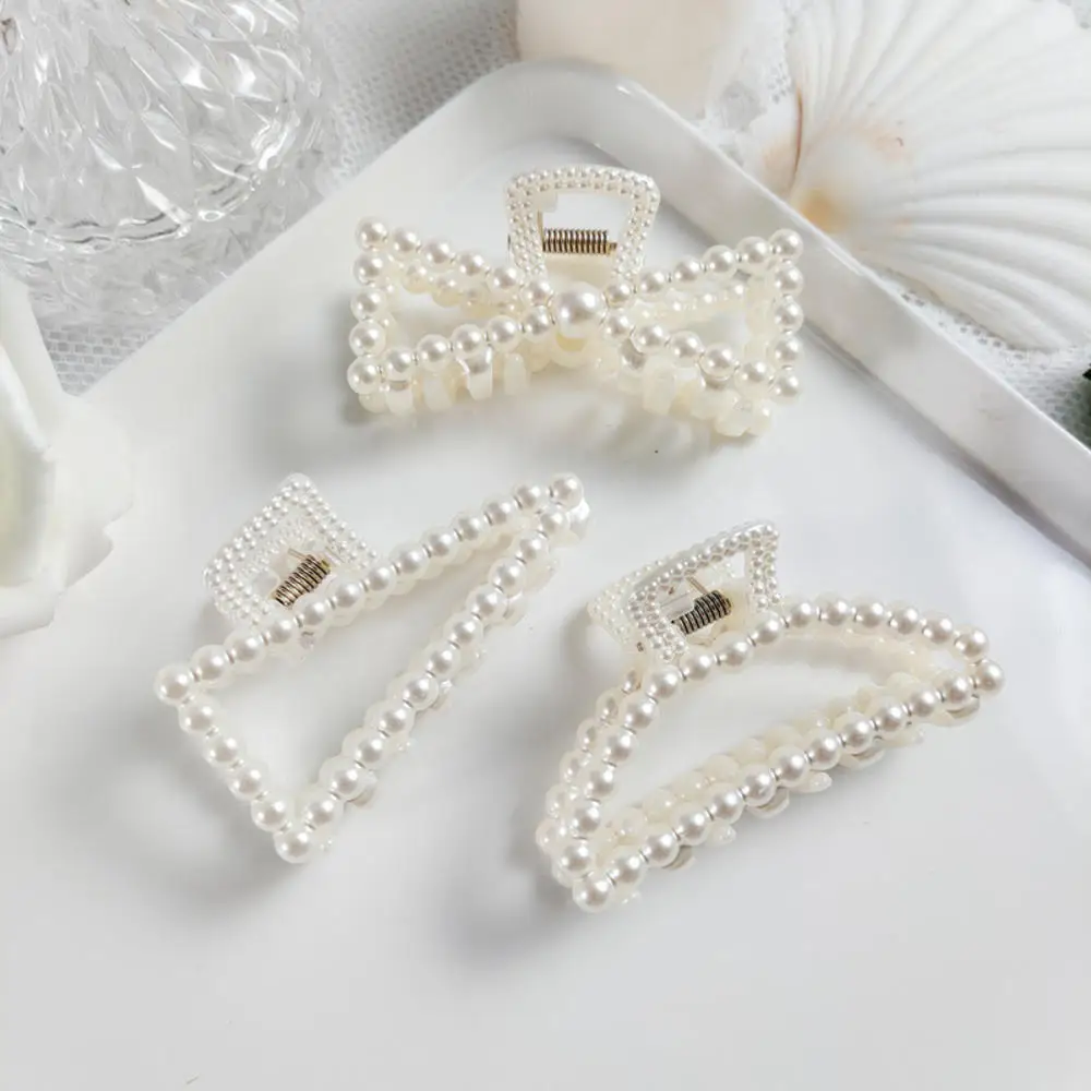 Fashion Girl Hair Claw Geometric Imitation Pearl Hairpin Retro Heart Shape Bowknot Hair Clips Hair Accessories
Fashion Girl Hair Claw Geometric Imitation Pearl Hairpin Retro Heart Shape Bowknot Hair Clips Hair Accessories
