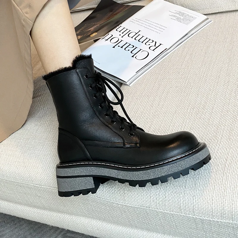 Snow New Leather Sheep Cow Integrated Sole Warm Thick Heel Plush Short Waterproof And Anti-skid Women's Boots
Snow New Leather Sheep Cow Integrated Sole Warm Thick Heel Plush Short Waterproof And Anti-skid Women's Boots