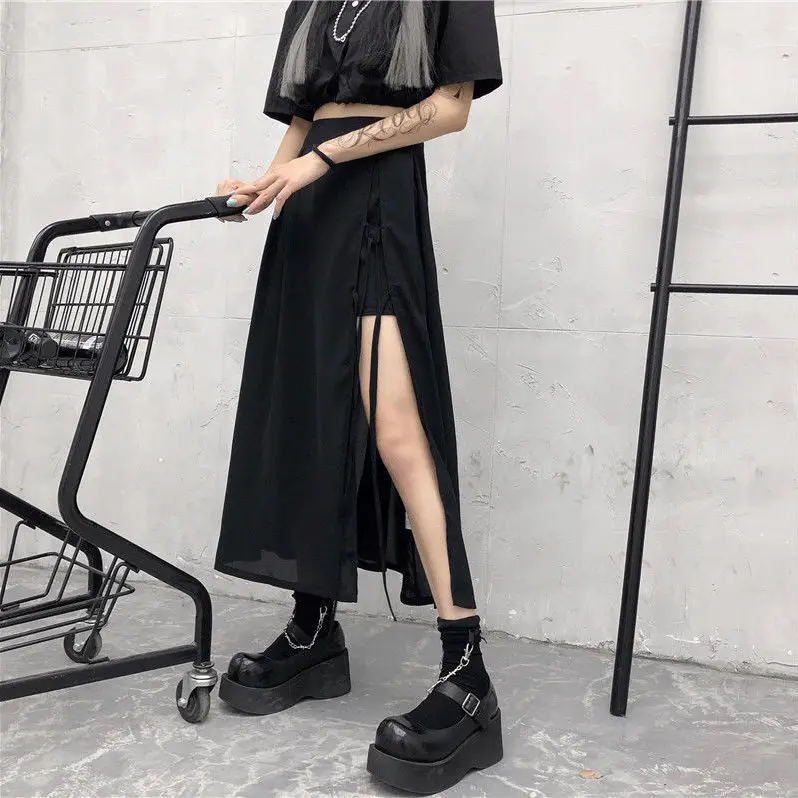 2021 new summer skirt women's ins Harajuku BF wind loose thin irregular split length A-line skirt
2021 new summer skirt women's ins Harajuku BF wind loose thin irregular split length A-line skirt