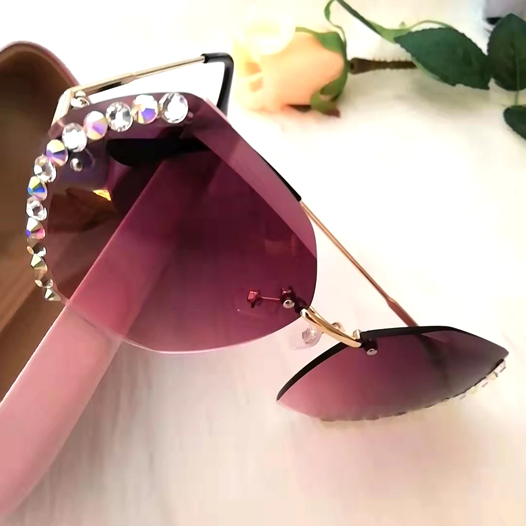 Vintage Rimless Sunglasses Women 2022 Multicolored Bling Diamond Brand Designer Sun Glasses Ladies Shades Rhinestone Oculos
Vintage Rimless Sunglasses Women 2022 Multicolored Bling Diamond Brand Designer Sun Glasses Ladies Shades Rhinestone Oculos