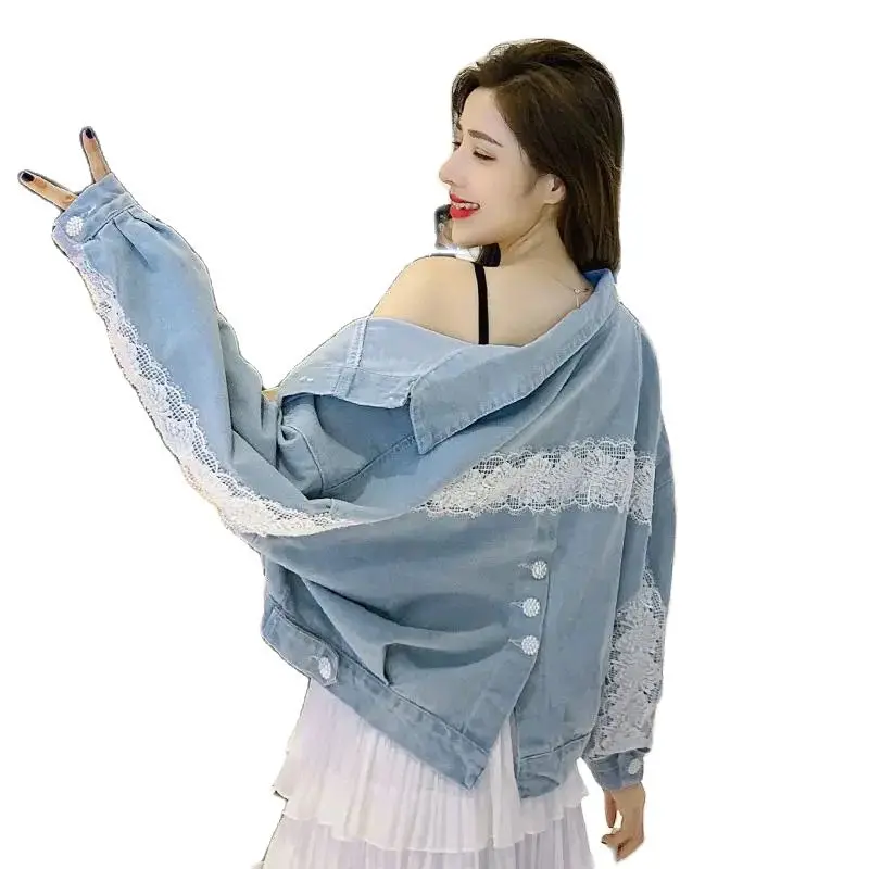 2021 Spring Autumn New Denim Jacket Women Short Loose Cowboy Coat Small Fresh Lace Jeans Overwear Ladies Top Chaqueta Mujer L945
2021 Spring Autumn New Denim Jacket Women Short Loose Cowboy Coat Small Fresh Lace Jeans Overwear Ladies Top Chaqueta Mujer L945