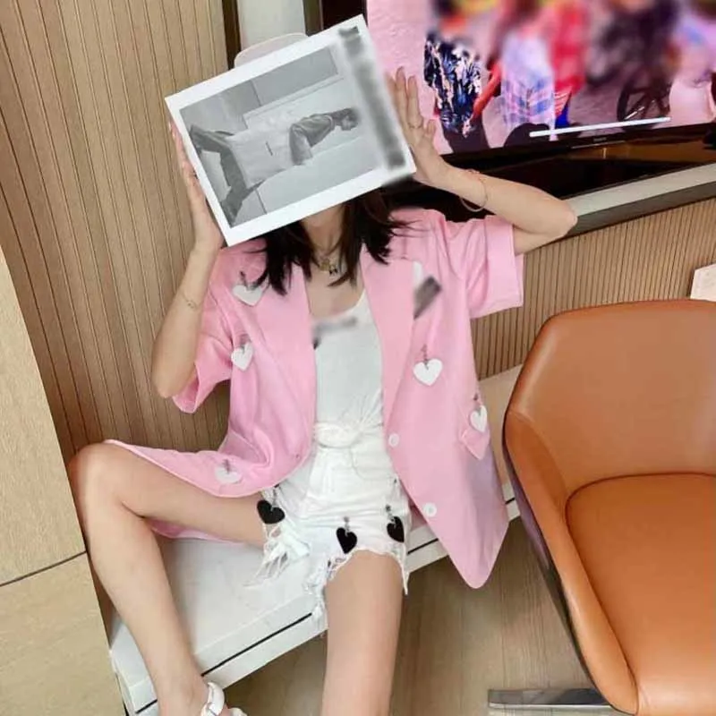 GALCAUR Pink Casual Blazer For Women Lapel Short Sleeve Solid Pockets Solid Single Breasted Blazers Female Clothing 2021 Fashion
GALCAUR Pink Casual Blazer For Women Lapel Short Sleeve Solid Pockets Solid Single Breasted Blazers Female Clothing 2021 Fashion