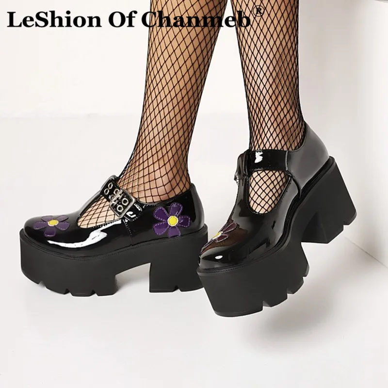 LeShion Of Chanmeb Women Girl Patent Leather Goth Shoes Woman Big Size 43 Chunky Heels Platforms T-strap Metal Buckle Pumps Punk
LeShion Of Chanmeb Women Girl Patent Leather Goth Shoes Woman Big Size 43 Chunky Heels Platforms T-strap Metal Buckle Pumps Punk