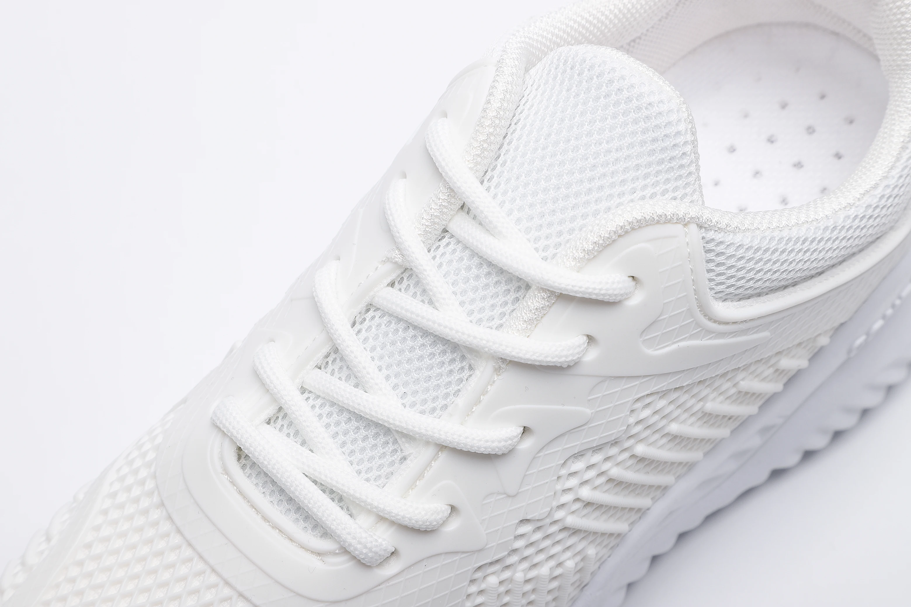 2021 New Women's Casual Sports Shoes Lightweight and Comfortable Mesh Running Shoes All-match Casual Single Mesh Shoes Women
2021 New Women's Casual Sports Shoes Lightweight and Comfortable Mesh Running Shoes All-match Casual Single Mesh Shoes Women