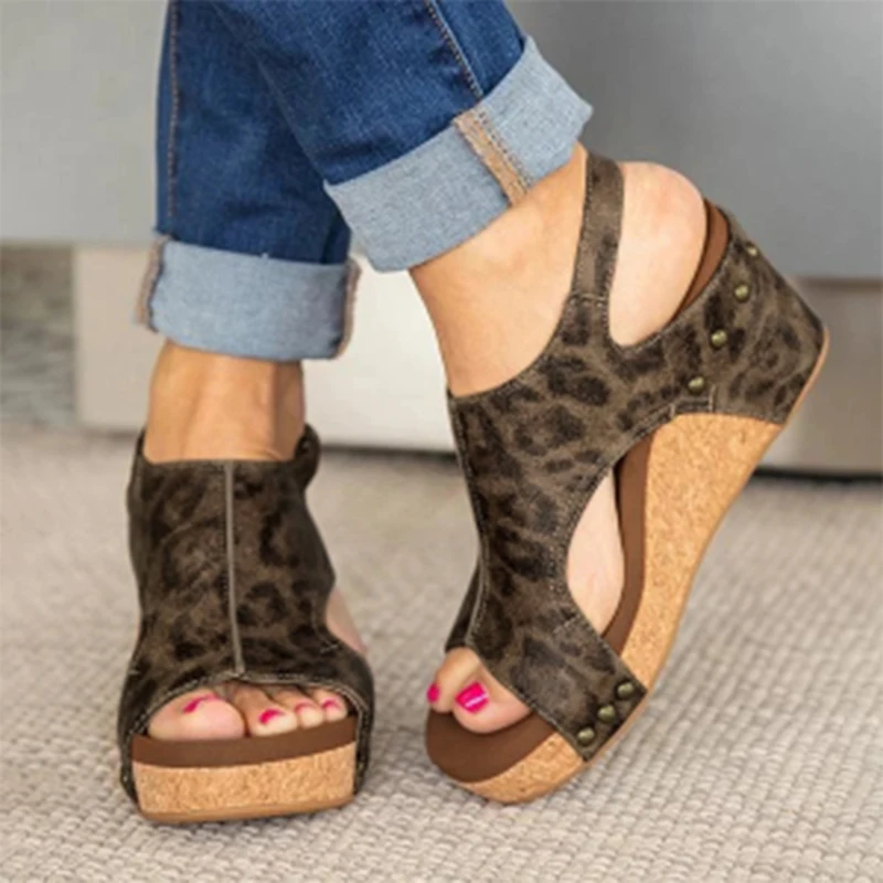 Summer Open Toe Women's Sandals 2022 New Sexy Leopard Color Thick High Heels Fashion Shoes Size 35-43 Pumps Women's Shoes
Summer Open Toe Women's Sandals 2022 New Sexy Leopard Color Thick High Heels Fashion Shoes Size 35-43 Pumps Women's Shoes