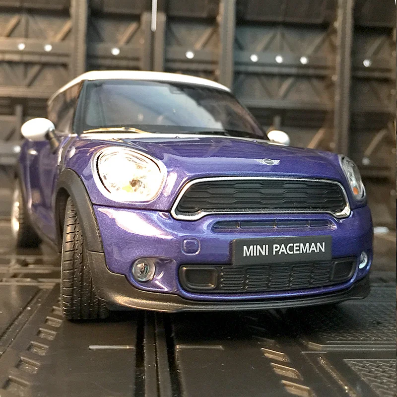 1:24 simulation BMW MINI Cooper S Paceman alloy car model static metal ornaments collection model to give a friend a gift
1:24 simulation BMW MINI Cooper S Paceman alloy car model static metal ornaments collection model to give a friend a gift