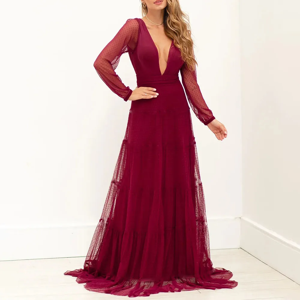 Dress Autumn 2021 Solid Color Temperament Commute Lace Red V-neck Long Sleeve Backless Net Yarn Perspective Women's Dress
Dress Autumn 2021 Solid Color Temperament Commute Lace Red V-neck Long Sleeve Backless Net Yarn Perspective Women's Dress