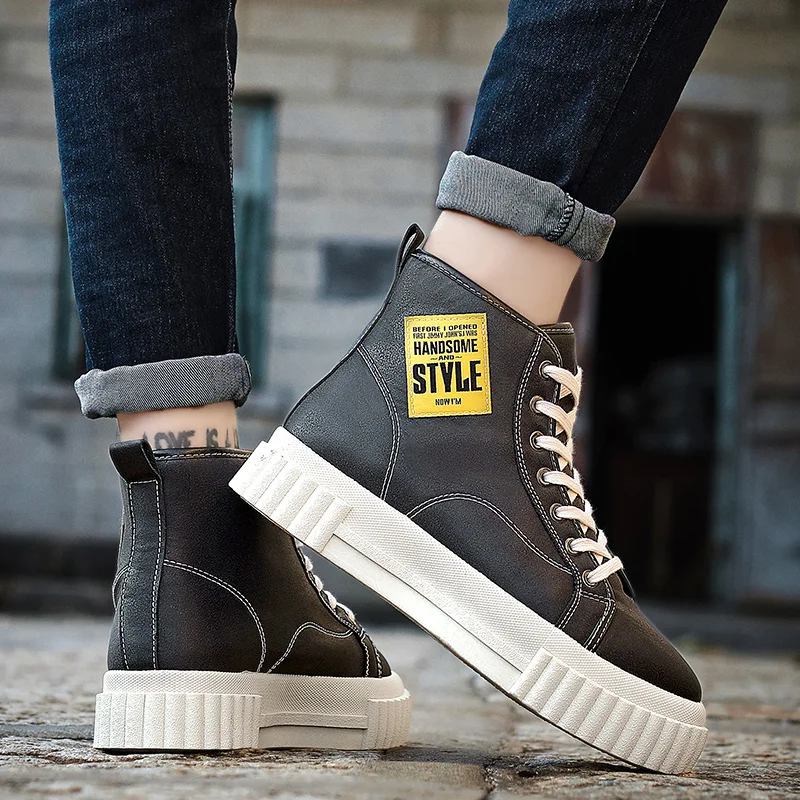 Fashion Sneakers For Men Brand Outdoor Lace-up Walking Shoes Light Breathable Non-slip leisure shoes Comfortable Summer Autumn 
Fashion Sneakers For Men Brand Outdoor Lace-up Walking Shoes Light Breathable Non-slip leisure shoes Comfortable Summer Autumn