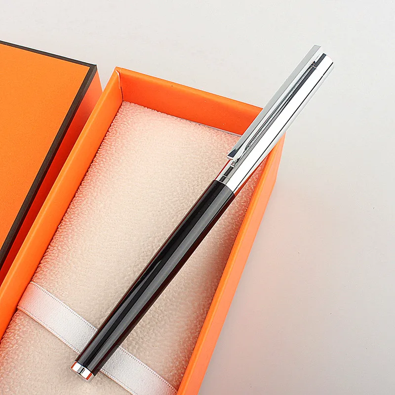 Перьевая ручка Jinhao A126 0,38/0,5 мм
Перьевая ручка Jinhao A126 0,38/0,5 мм