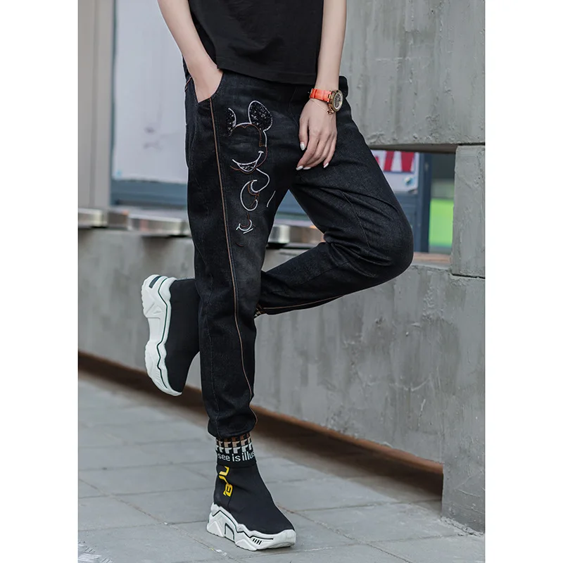 Max LuLu New 2020 Spring Korean Fashion Ladies Sequins Patchwork Jeans Womens Elastic Harem Pants Loose Denim Trousers Plus Size
Max LuLu New 2020 Spring Korean Fashion Ladies Sequins Patchwork Jeans Womens Elastic Harem Pants Loose Denim Trousers Plus Size