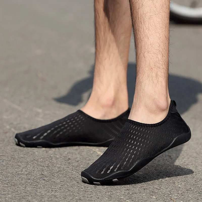 Swimming Shoes Unisex Sneakers Sports Men Women Water Shoes Summer Aqua Beach Shoes Seaside Sneaker Socks Zapatos Hombre Black
Swimming Shoes Unisex Sneakers Sports Men Women Water Shoes Summer Aqua Beach Shoes Seaside Sneaker Socks Zapatos Hombre Black
