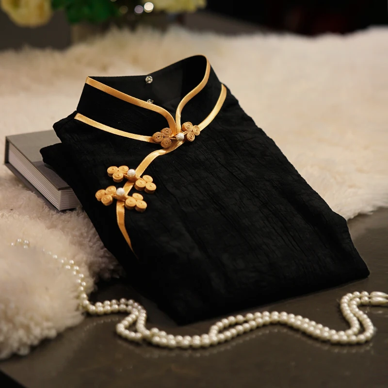Chooses black cheongsam temperament show thin retro modified 2021 young girl with a new summer dress
Chooses black cheongsam temperament show thin retro modified 2021 young girl with a new summer dress